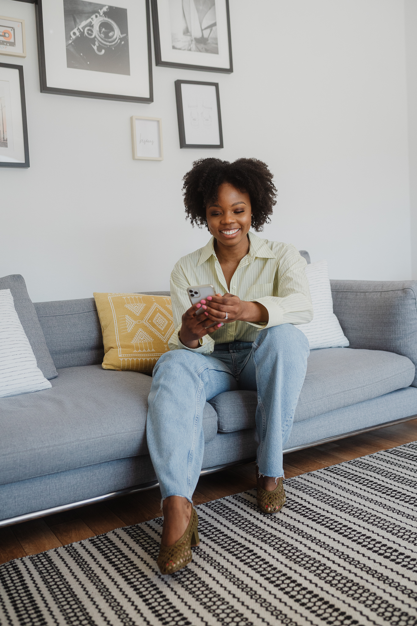 Happiness-Coffee_Développement-Personnel-Coaching_Créer-Son-Entreprise_Dorine-Tine-Multi_Passionnée_Entrepreneure_Experte-Branding_Marketing-Digital_Coach-Certifiée